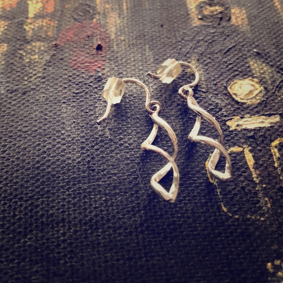 Jewelry - Silver earrings